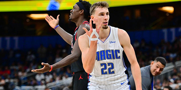 使她迅速跻 使她迅速跻